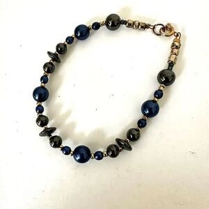 Hematite and blue beaded bracelet